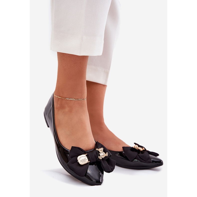 Balerine pictate cu un arc și o broșă aurii negre negru 1