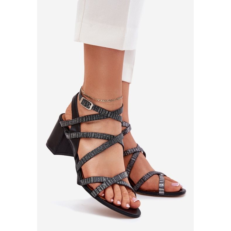 Sandale din piele pentru femei cu dungi pe Maciejka Post 06969-01 Negru 1
