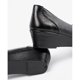 Pantofi pentru femei cu textura pielii șarpelui negru 1