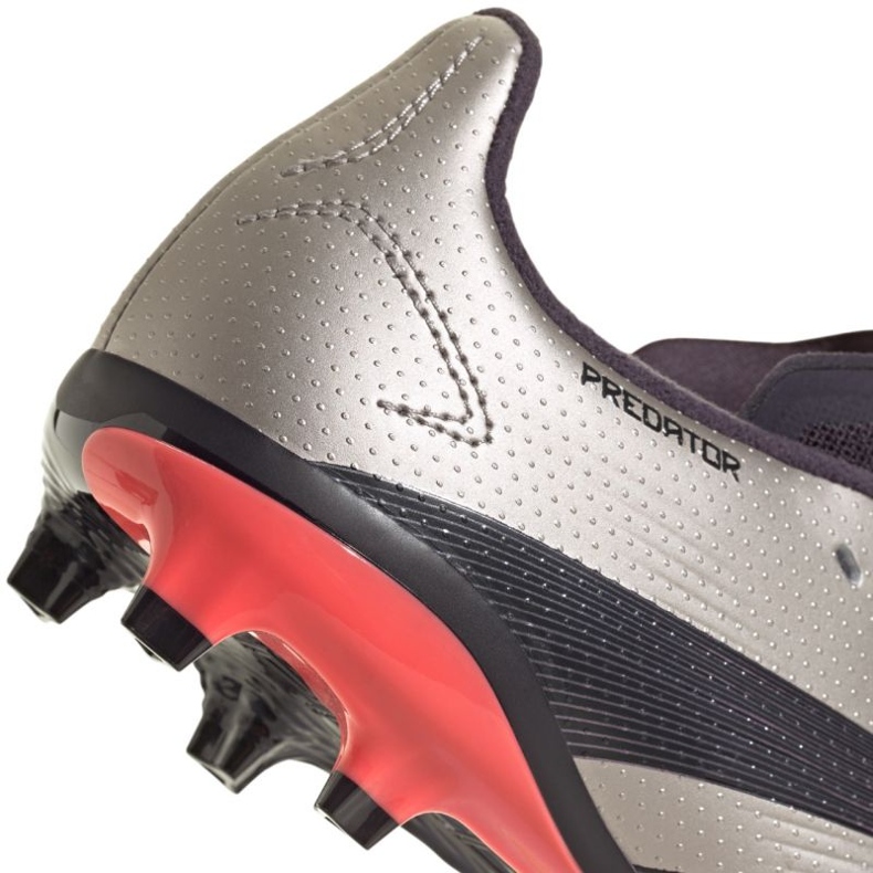 Pantofi de fotbal Adidas Predator League Ll Fg Jr IF6357 bej 2