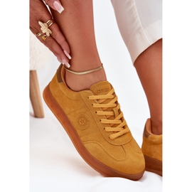 Adidaje din piele de căprioară pentru femei Big Star RR274846 Sistem galben hi-polical 2 Adidaje din piele de căprioară pentru femei Big Star RR274846 Sistem galben hi-polical 2