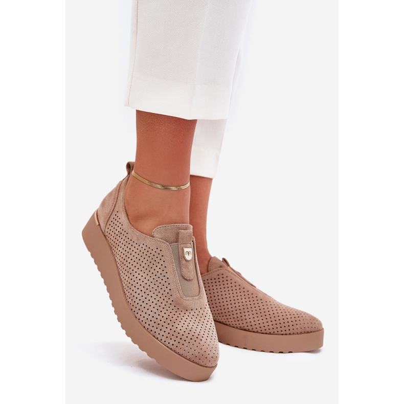 EVento Pantofi pentru femei pe platformă cu Eco Suede Dark Beige Aviara bej 1 EVento Pantofi pentru femei pe platformă cu Eco Suede Dark Beige Aviara bej 1