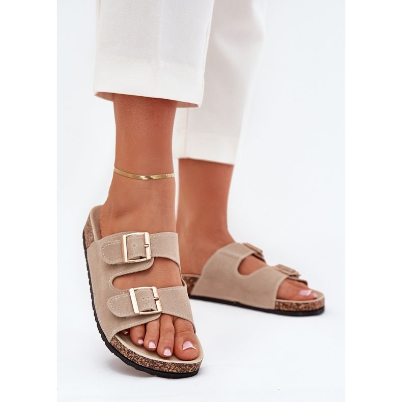 Boto Papuci pentru femei cu cleme de aur și cusături bej lunar 2 Boto Papuci pentru femei cu cleme de aur și cusături bej lunar 2