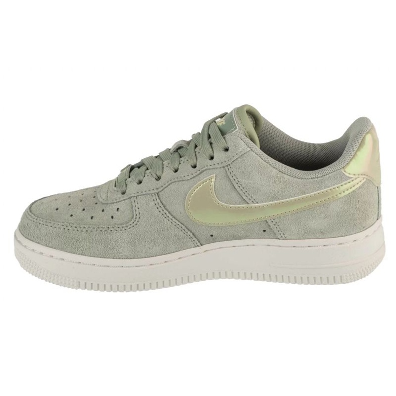 Nike Air Force 1 07 SE în HJ4401-300 verde 1