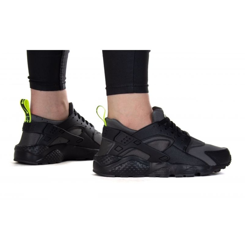 Nike Huarche Run GS DZ5632-001 Pantofi sport gri 2