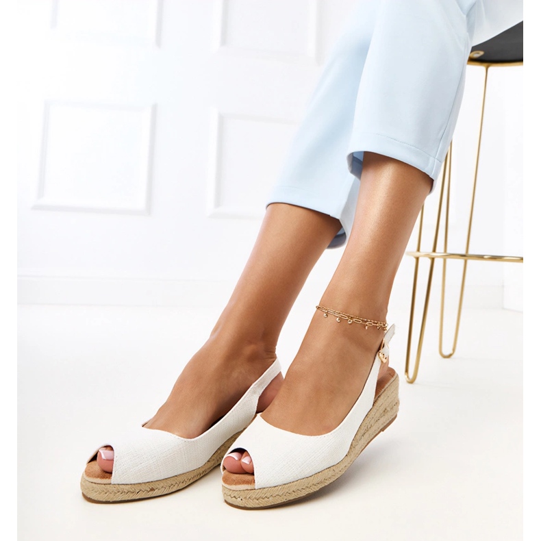Sandale albe espadrilice pe pană Nevarek 2