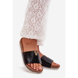 Boto Flip -flops pentru femei pe o platformă de plută cu un detaliu decorativ Vessira Negru 1