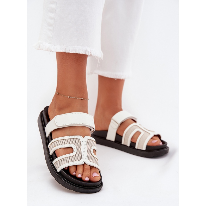 Boto Flip -flops pentru femei pe platformă cu Velcro Kovira alb 2