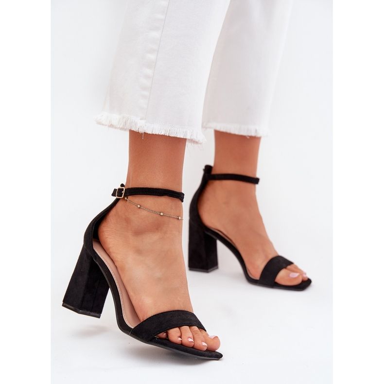 Boto Sandale pentru femei pe Eco Suede Post Black Elirae negru 2