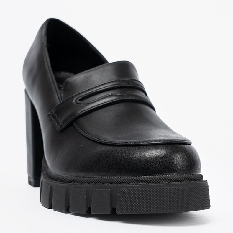 Shelvt Black Leays pe o postare cu o talpă de capcană negru 1