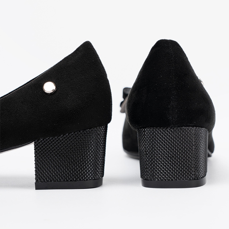 Goodin Pompe negre cu un arc pe post negru 1