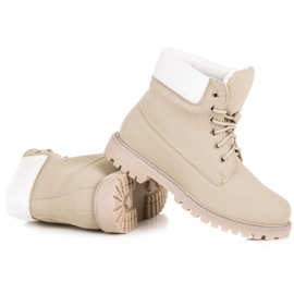 Nio Nio Trappers bej 1