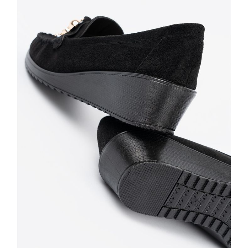 Shelvt Încălțăminte din piele de căprioară neagră cu un urs de pluș decorativ negru 1