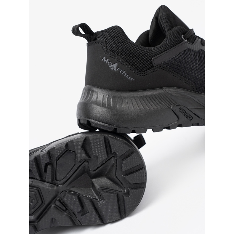 Shelvt Adidași negri cu un text deasupra bărbaților din menhur textil negru 1