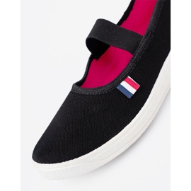 Shelvt Pantofi negri deschisi cu o centură flexibilă negru 1