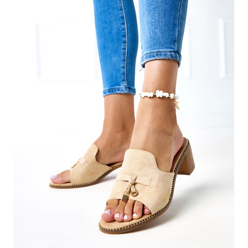 Flip -flip -flops pe ornamentul de mesteacăn bej 2