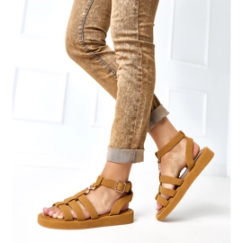 Sandale maro romane 2