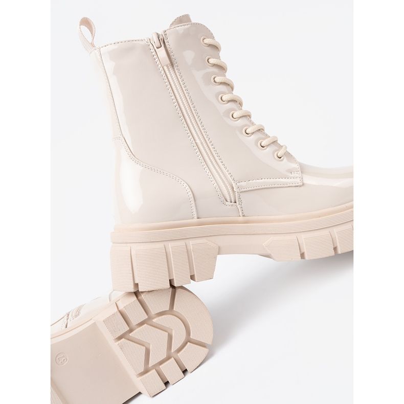 Shelvt Lumină elegantă -muncitori lăcuiți de lumină 2