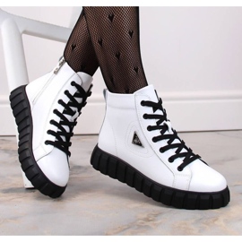 Botine din piele pe platforma Filippo W PAW382B, albe 2