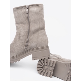 Shelvt Cizme gri confortabile pe o talpă masivă 1