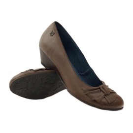 Pompe de damă cu fundă Caprice 22307 maro multicolor 3