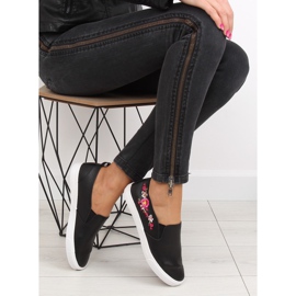 Pantofi cu broderie neagră delicată g1204a Negru 2