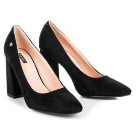 Vices Pompe negre pe post negru 1