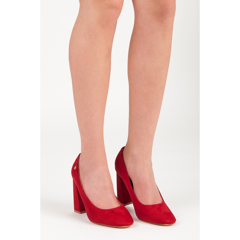 Vices Pompe roșii pe stâlp roșu 1