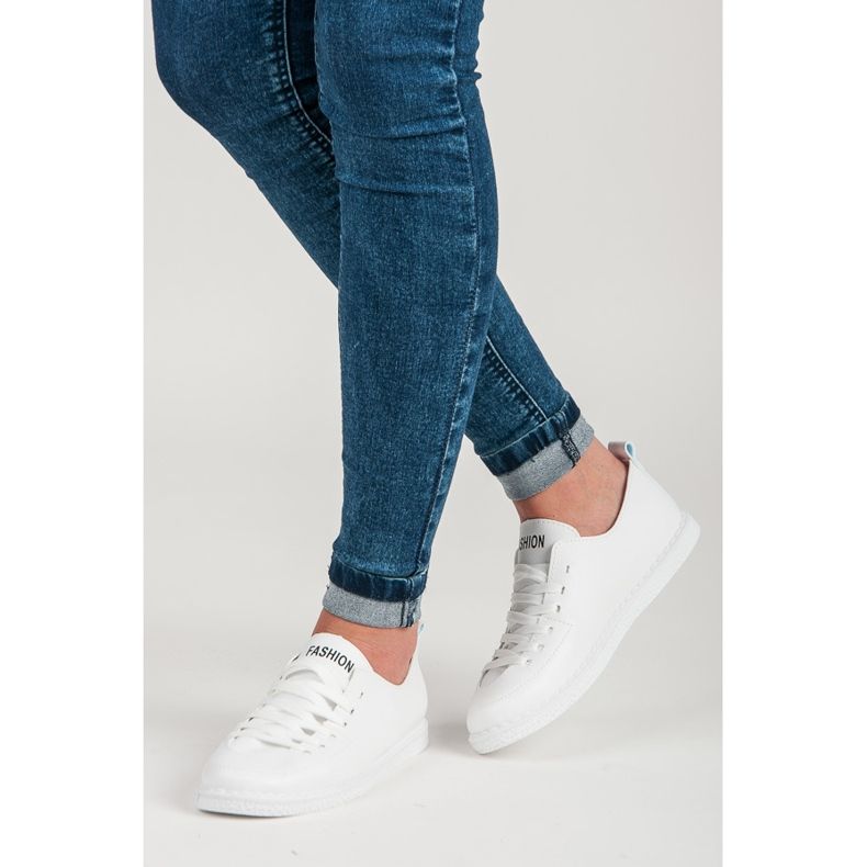 Seastar Tenisi albi legati 2 Seastar Tenisi albi legati 2