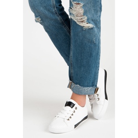 Adidași cu dantelă alb 2