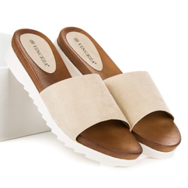 Papuci vinceza din piele intoarsa bej 1