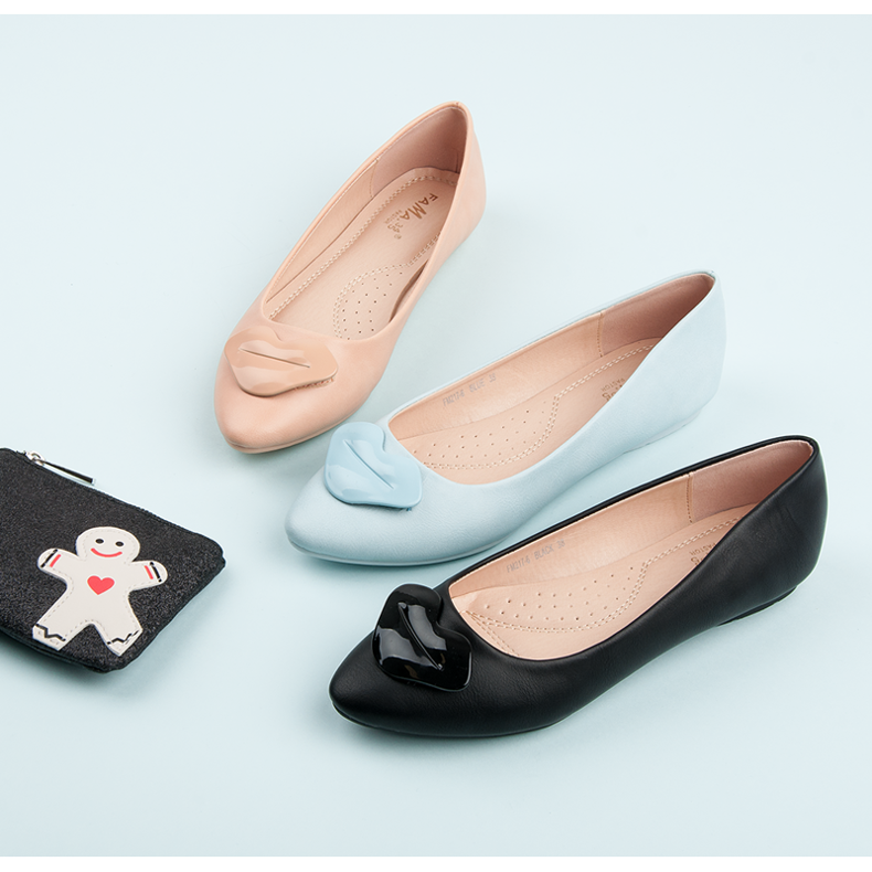 Fama Se sărută balerina albastru 2