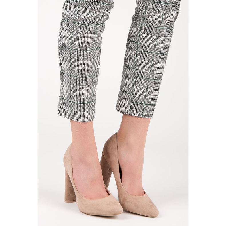 Ideal Shoes Pompe elegante pe post maro 2