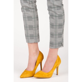 Tocuri galbene din piele intoarsa 2