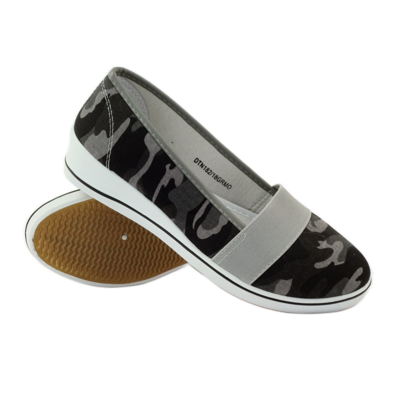 Tenisi camo Mckey 182 cu toc compensat verde 3 Tenisi camo Mckey 182 cu toc compensat verde 3