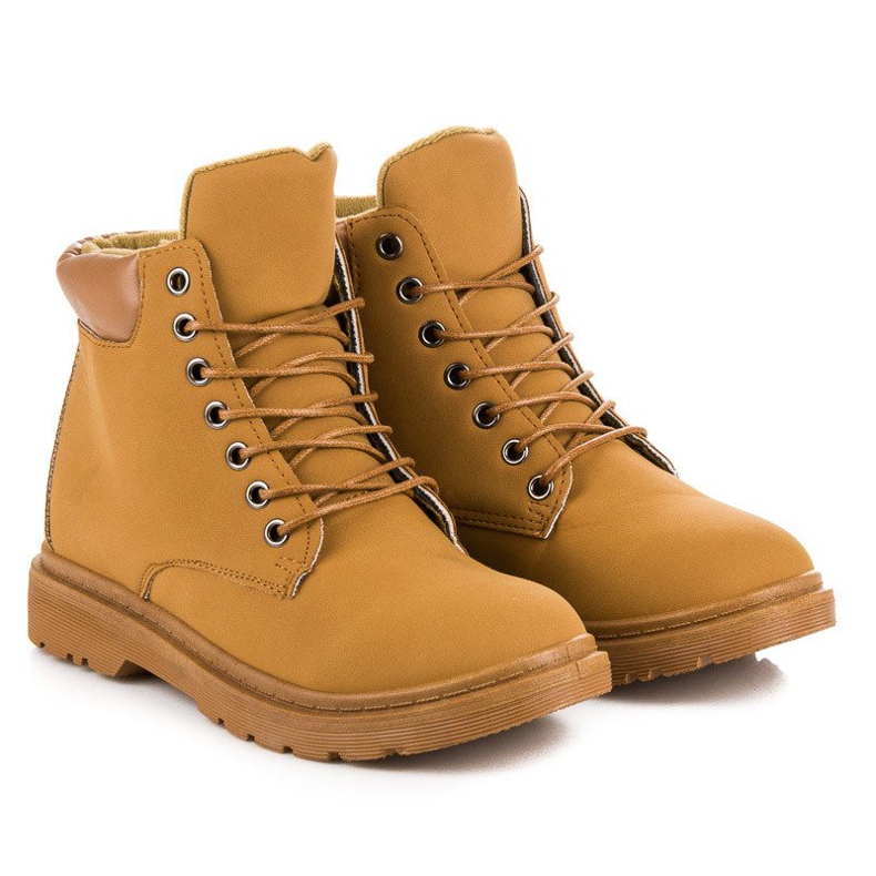 Capcanii de cămile maro 2