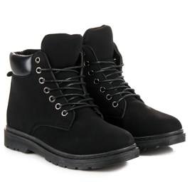 Capcanii negri negru 1 Capcanii negri negru 1