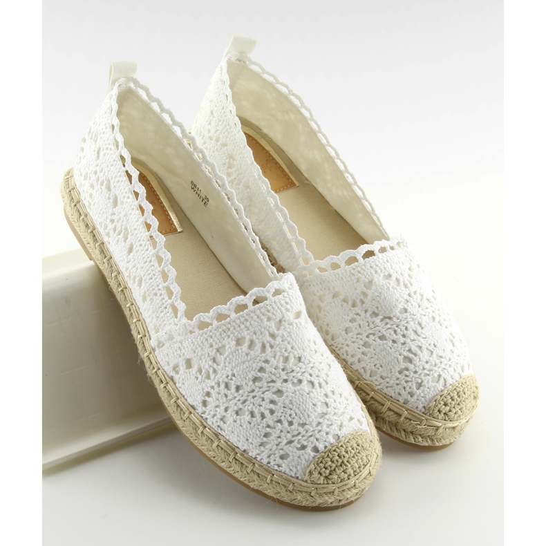 Espadrile din dantela alba BB11 alb 2