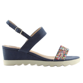 Sandale pe un blugi bleumarin cu toc compensat albastru marin 5
