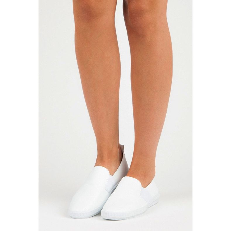 Sliponi MCKEYLOR albi 1