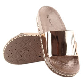 Papuci roz dama roz N-29 sampanie 3