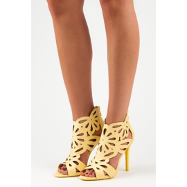 Vices Sandale elegante cu fecioare galben 1 Vices Sandale elegante cu fecioare galben 1