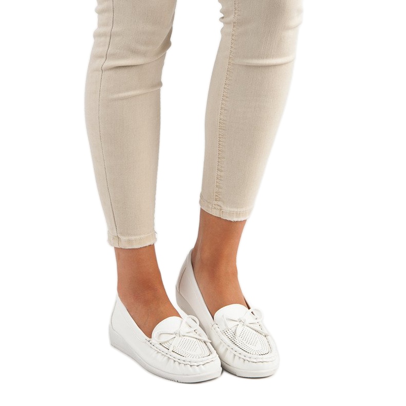 Tullo Mocasini albi pentru femei 1