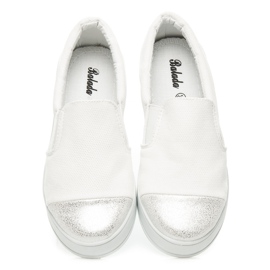 Balada Slip ony stil fashion alb 2 Balada Slip ony stil fashion alb 2