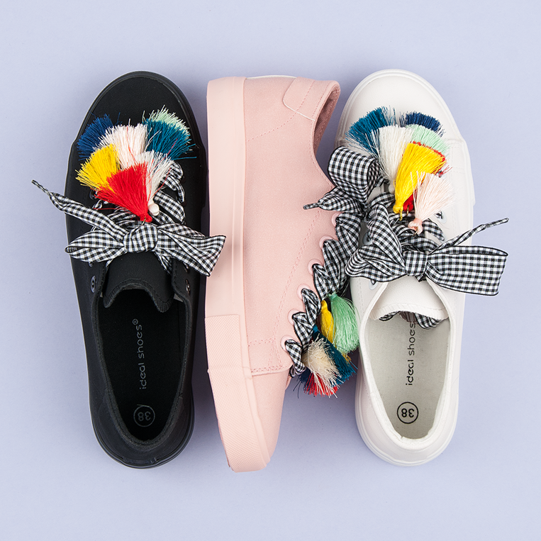 Ideal Shoes Tenisi roz cu franjuri 1 Ideal Shoes Tenisi roz cu franjuri 1