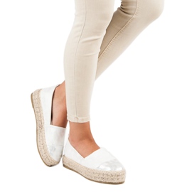 Espadrile slip-on pe platformă alb 6
