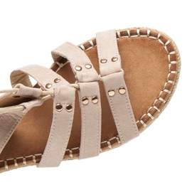 Vices Cizme romane plate cu legare maro 1