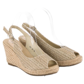 Espadrile cu pană bej 1
