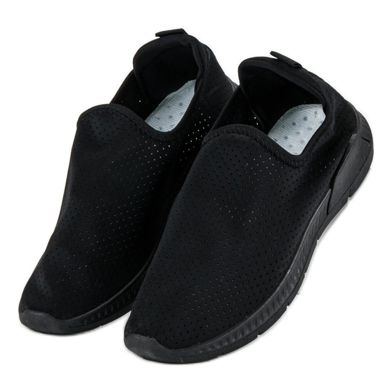Pantofi sport ajurat, cu încălțăminte negru 1 Pantofi sport ajurat, cu încălțăminte negru 1