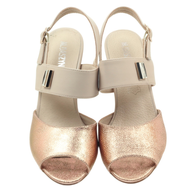 M.Daszyński Sandale din piele Daszyński SA107 bej roz 3 M.Daszyński Sandale din piele Daszyński SA107 bej roz 3